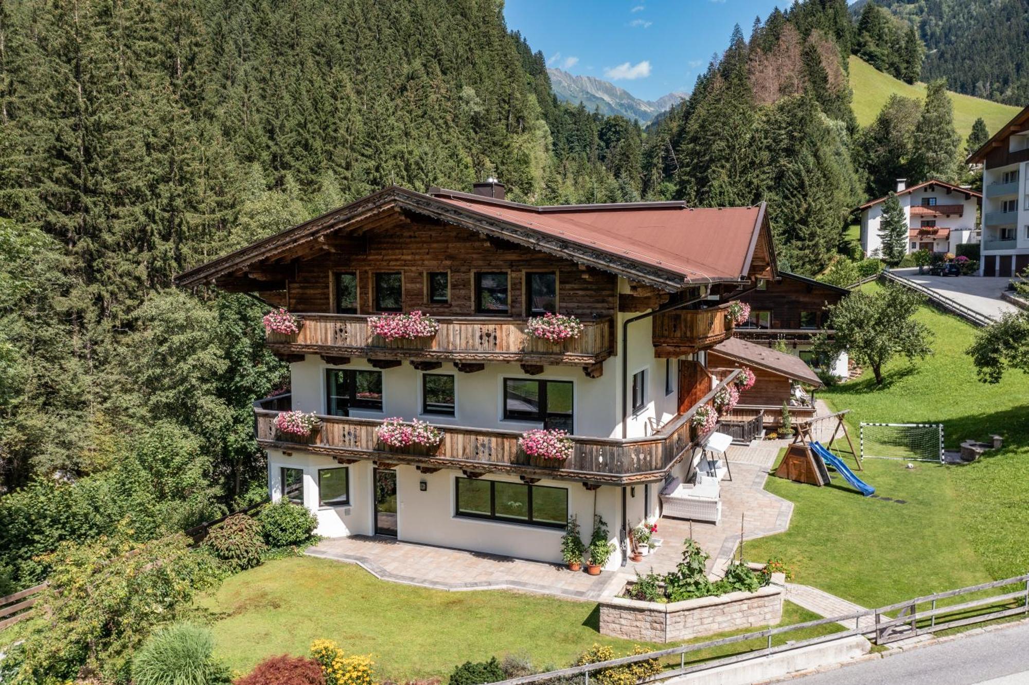 Landhaus Ifangl Mayrhofen Exterior foto